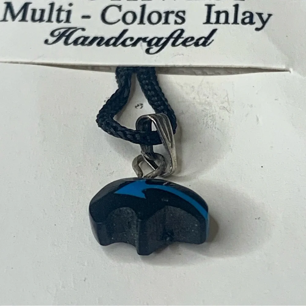 Southwest Style Resin Mosaic Inlay Heart Line Fetish Bear Pendant Necklace VTG